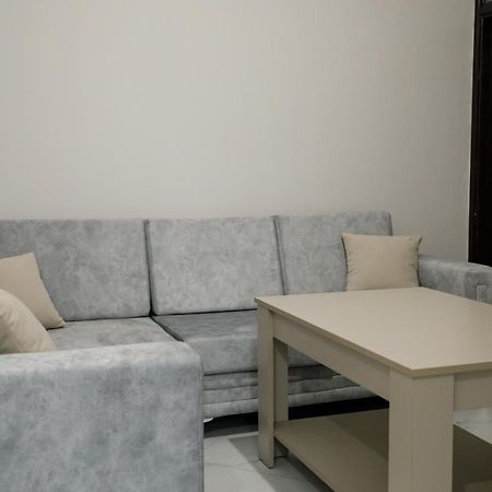 Logli Apartments Gjirokastër Eksteriør bilde